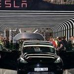 Tesla recalls more than 350,000 vehicles in the United States